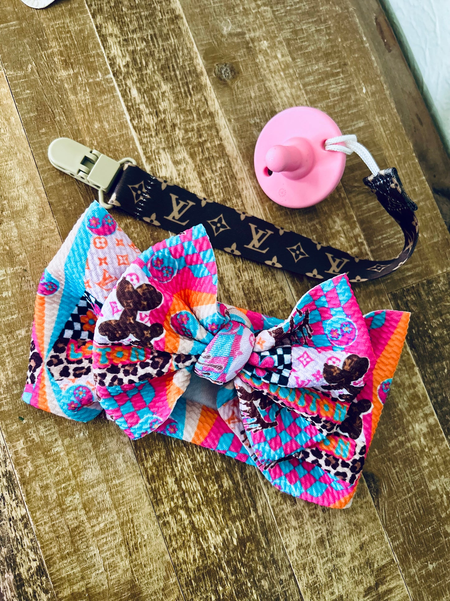Boujee Paci clips