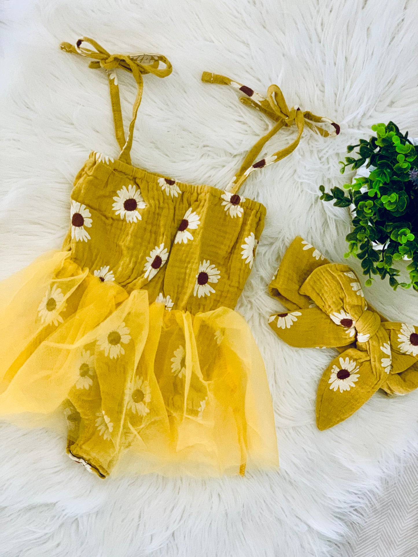 Little Daisy set W/ headband