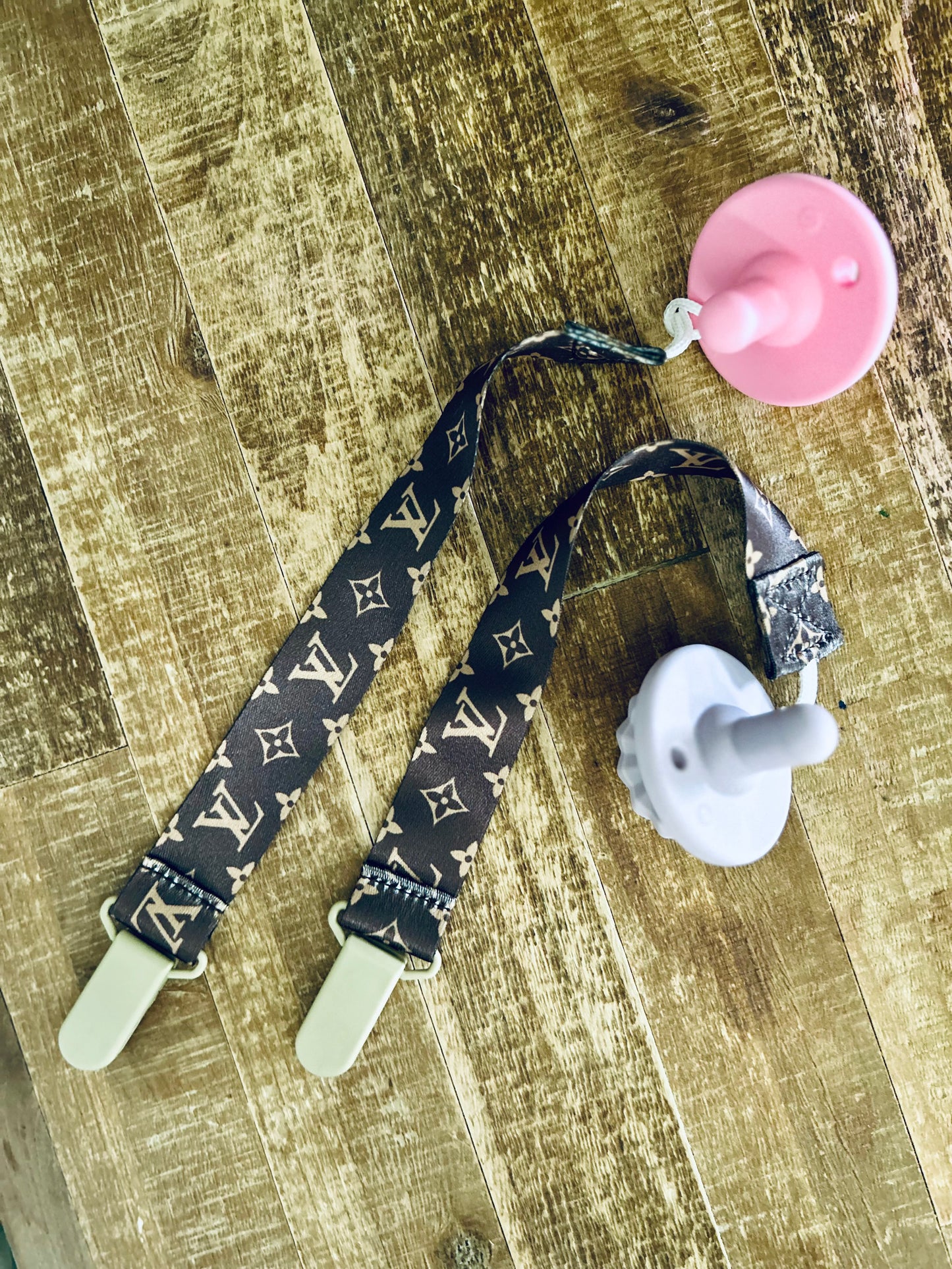 Boujee Paci clips