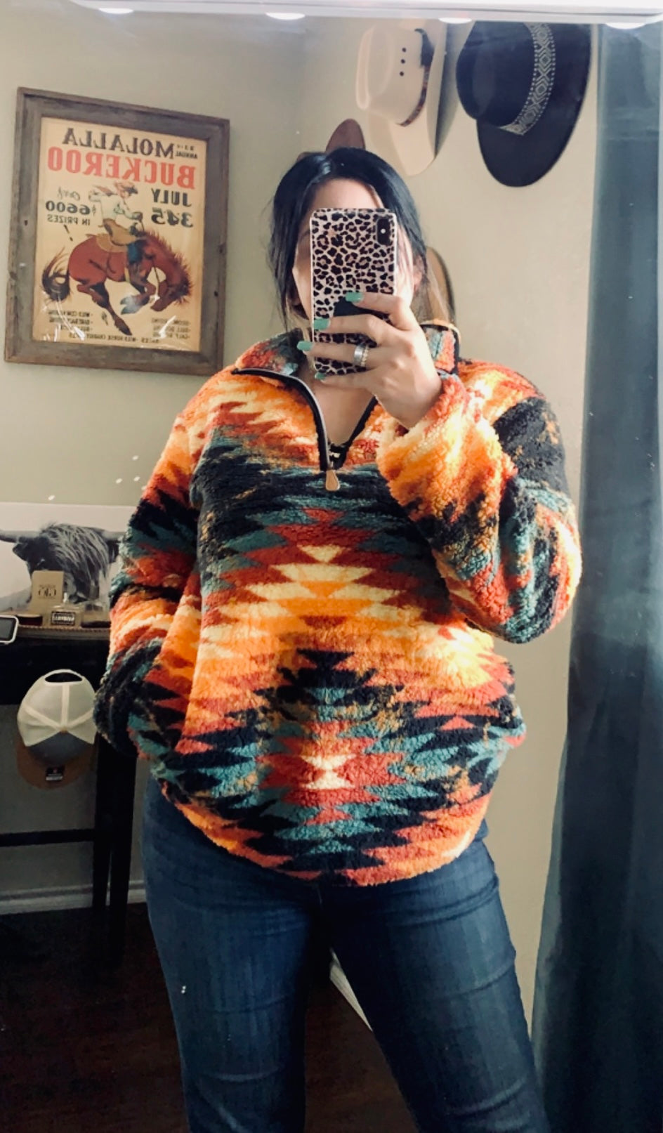 Panhandle pullover